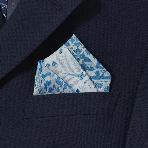 Iranian Vase Carpet Blue Cotton-and-Silk Pocket Square*The Met Store Best Sale