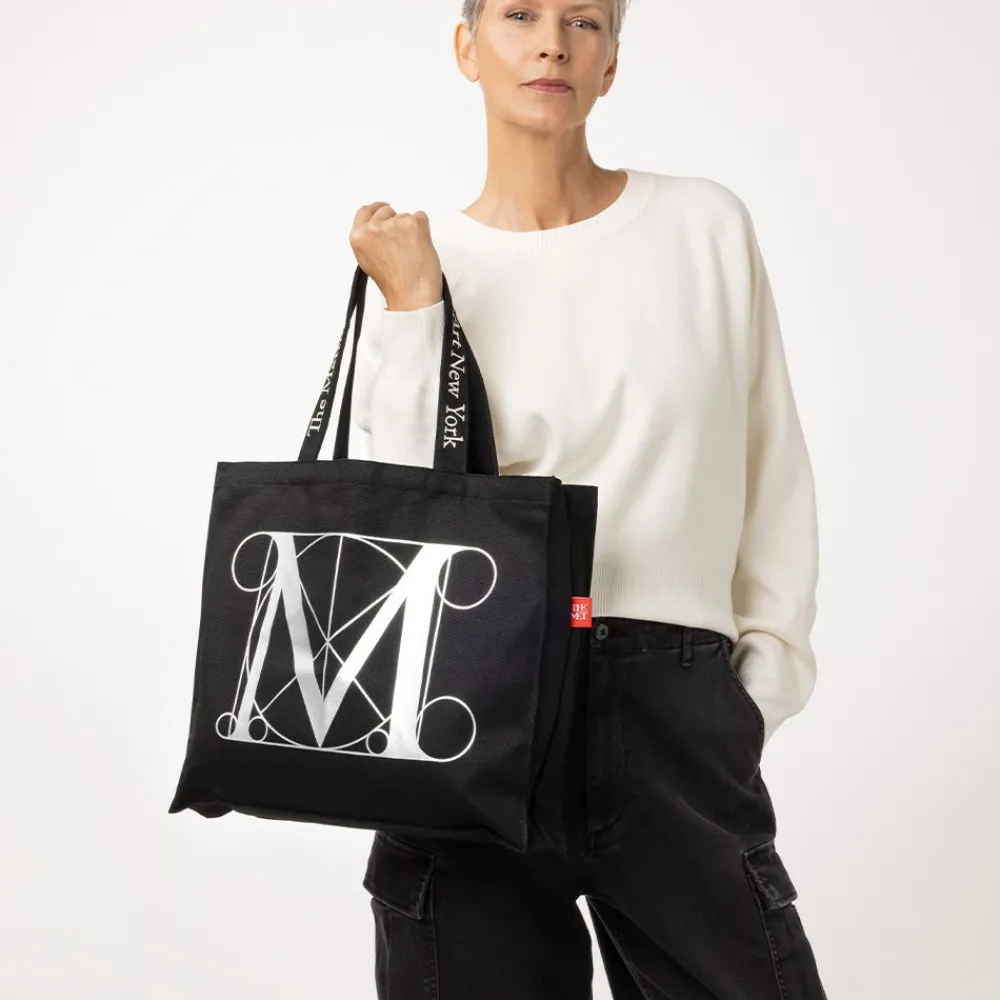 Renaissance "M" Tote*The Met Store Flash Sale